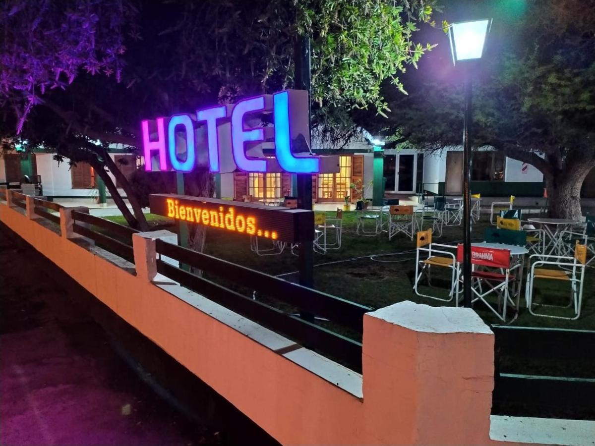 Hotel Rucalen 圣罗莎 外观 照片